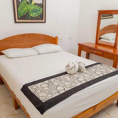 Hotel Las Palmas Cancun Centro Luaran gambar