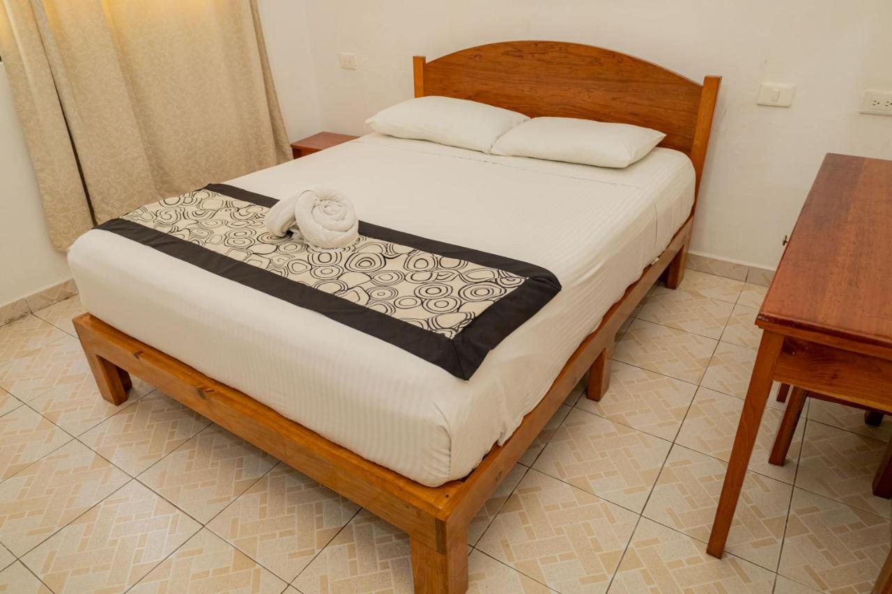 Hotel Las Palmas Cancun Centro Luaran gambar