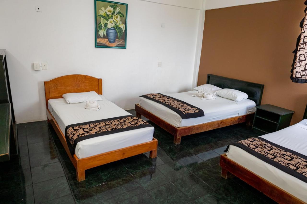 Hotel Las Palmas Cancun Centro Luaran gambar
